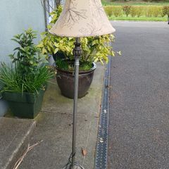 floor lamp