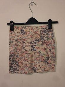 Floral skirt (size 6)