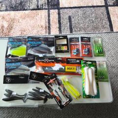 bass lures and jigheads