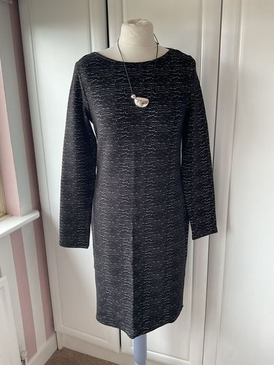 dress Bnwt black classic knee length dress size 12 street one brand long sleeve