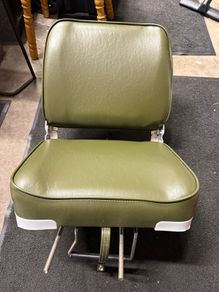 Boat seat