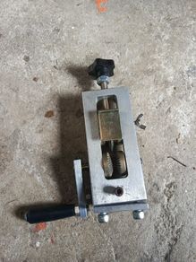cable stripper