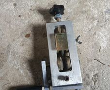 cable stripper