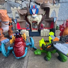 Imaginext Castle & Dinosaur set