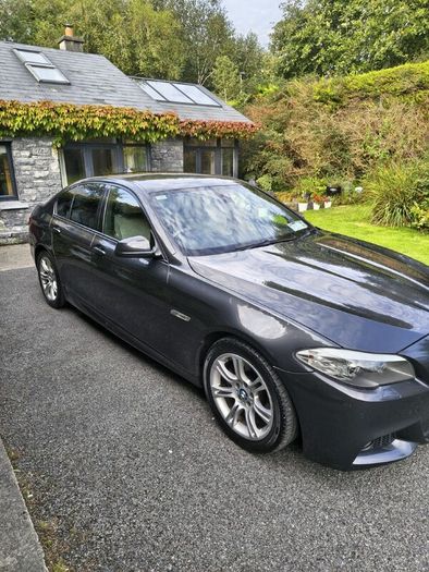 BMW 5-Series 2011