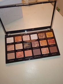 Revolution PRO Regeneration Eyeshadow Palette Astrological, Legendary