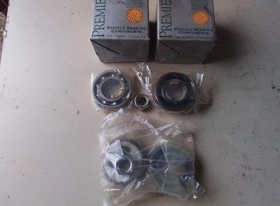 Renault 4/5/6 Front Wheel Bearings.