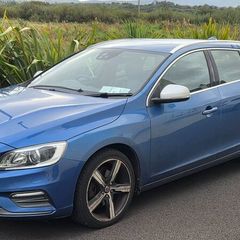 2016 Volvo V60 R-Design D3 Auto | High Spec | Timi
