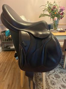 devoucoux saddle