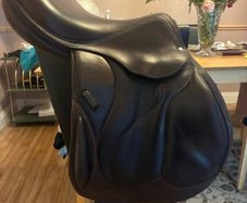 devoucoux saddle