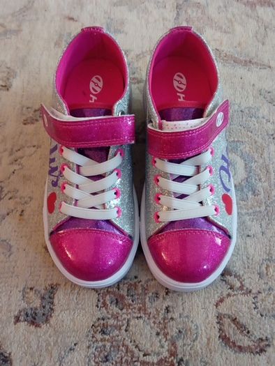 Heelys Snazzy X2 (Silver Rainbow Heart Edition)