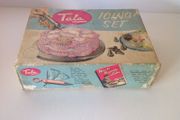 Vintage Cake Icing Set Tala 1950s with Instruction Booklet