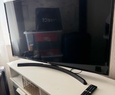LG smart tv 32"