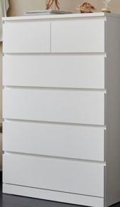 chest of drawers