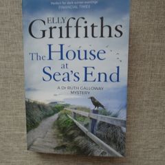 Fiction book, Paperback book, Elly Griffiths, The House at Sea's end, Book