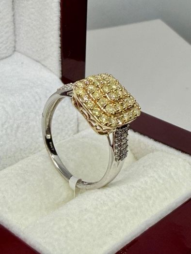 Gold SGL Certified - Natural Yellow Diamond & White Diamond Ring in 9K Yellow & White Gold 1.00 Ct.