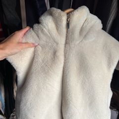 Cream fur gillet with hood Zara size small
