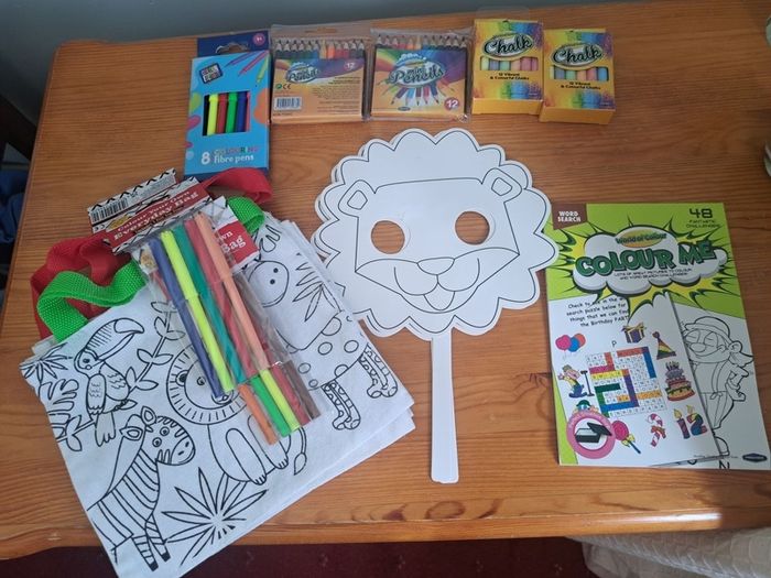 Party bag favours