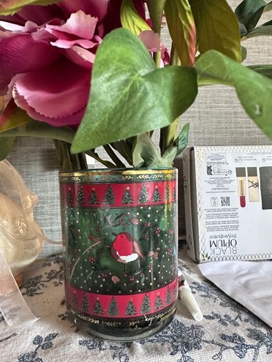 artificial flowers with vase from Dunnes