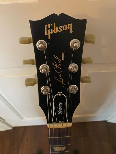 Gibson Les Paul Tribute