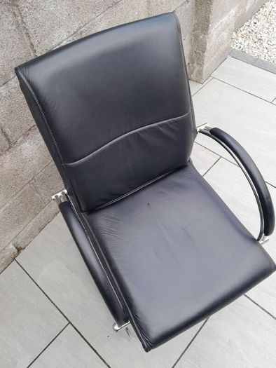 1970's Chrome Tube Leather Chair. Vintage 70's collectable design classic