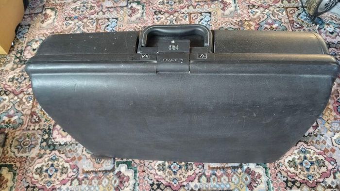 Hard Shell Suitcase
