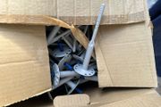 Insulation fixings