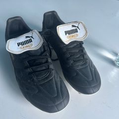 Football boots puma king