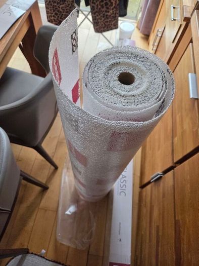 Quality engineered oak Wood Flooring with underlay.