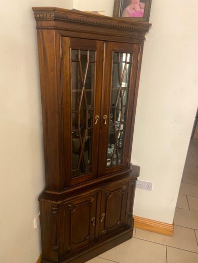 Display Cabinet