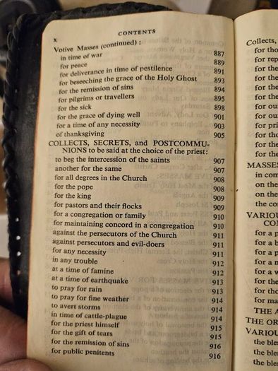 The Roman Missal published by Browne and Nolan Limited in Dublin. 1950 EDITION IN GOOD CONDITION.  SEE PHOTOS FOR SAME.