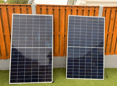 2 solar panels 350w each