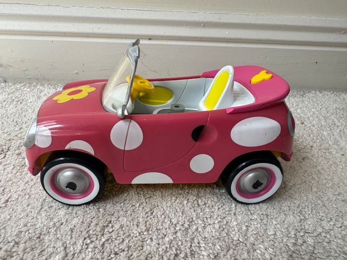 Minnie Mouse Pink Car Used Please see pictures