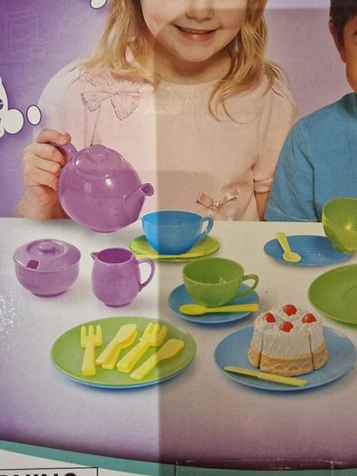 Casdon Little Cook Tea Set 32 Piece Kids Tea Party Playset Cups Plates Toy NEW