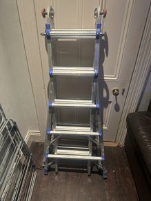 Extending ladder