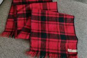 Vintage wool scarf Macquarrie Lochcarron Scotland 100% new wool in very good condition with no issues 150cm x 24cm FREE STANDARD POSTAGE INCLUDED