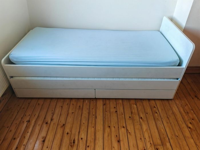 Single beds and two mattresses included