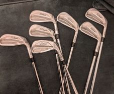 Titleist 620CB 4-PW project x lz 5.5 shaft