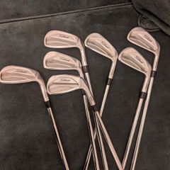 Titleist 620CB 4-PW project x lz 5.5 shaft