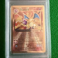 Pokemon card Charizard Gold