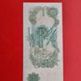 1970s Bank of England One Pound Note Image 4