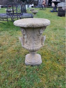 Greek Urn EG034
