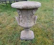 Greek Urn EG034