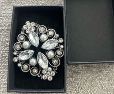 Vintage style beautiful brooch