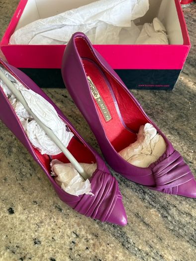 buffalo heals new size 37