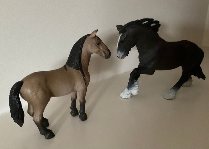 Schleich Pony Club Horse Pony figures x 2