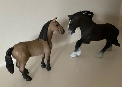 Schleich Pony Club Horse Pony figures x 2