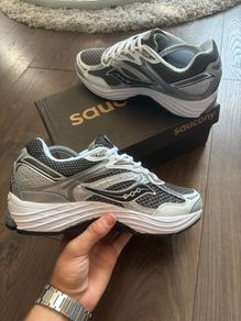 Saucony Pro Grid Omni 9
