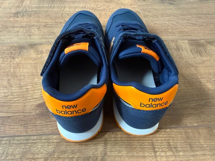 New Balance 373 Shoes