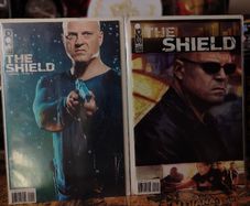 The Shield ! Spotlight ! First 2 Issues ! Based on The Shield TV Series ! 2004 ! by IDW Publishing !